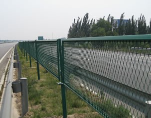 运城钢板网护栏